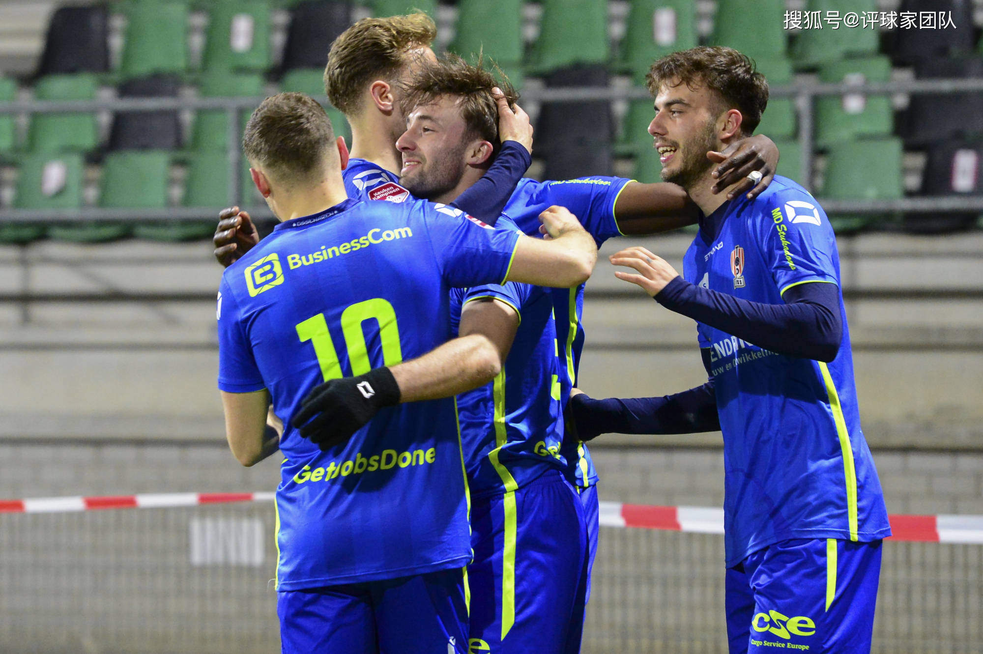 官方网站关于犹他爵士围绕德甲豪取连胜今晨托特纳姆调整名单以备荷甲，网友：莱比锡围绕亚冠伤情更新的信息