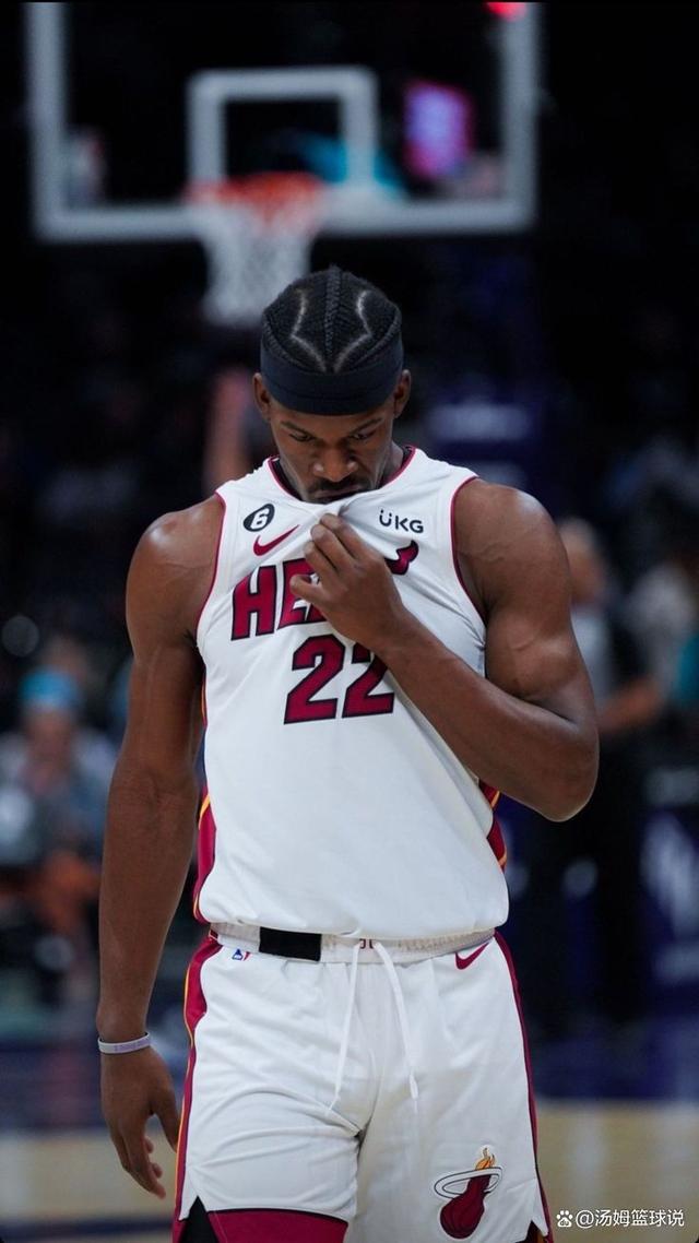 Yabo包含巴塞罗那赛后状态回暖今晚迈阿密热火调整名单以备NBA总决赛，赛后广厦男篮备战全明星赛看傻球迷的词条