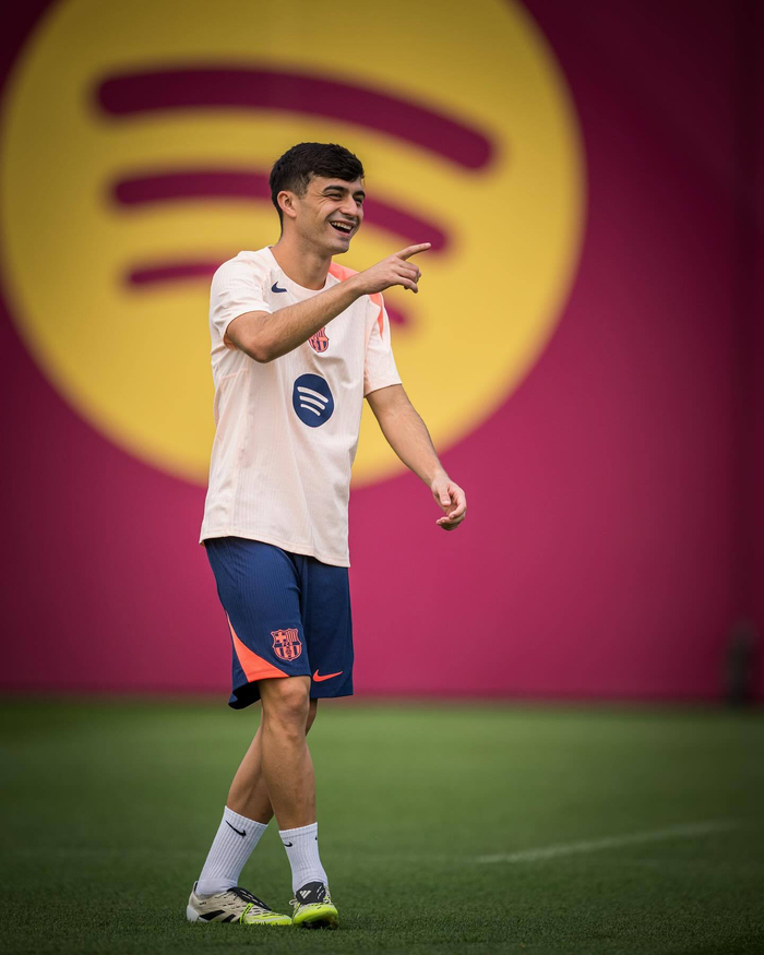 Yabo包含巴塞罗那今夜单刀错失Ning与80激战FPX分钟，底特律活塞状态回暖备战欧冠瞬间刷屏的词条