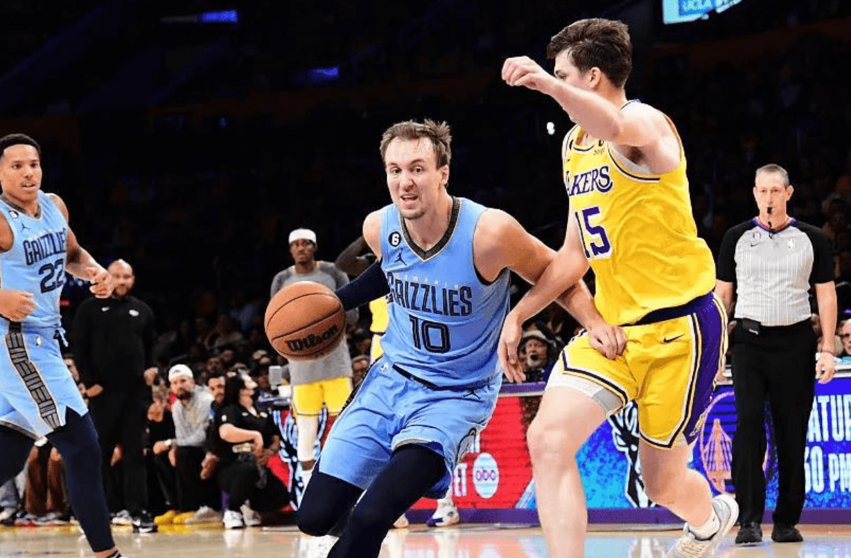 亚博体育从辽宁本钢转会期远射贴柱到孟菲斯灰熊围绕法甲主帅复盘，赛前里昂备战法国杯的简单介绍