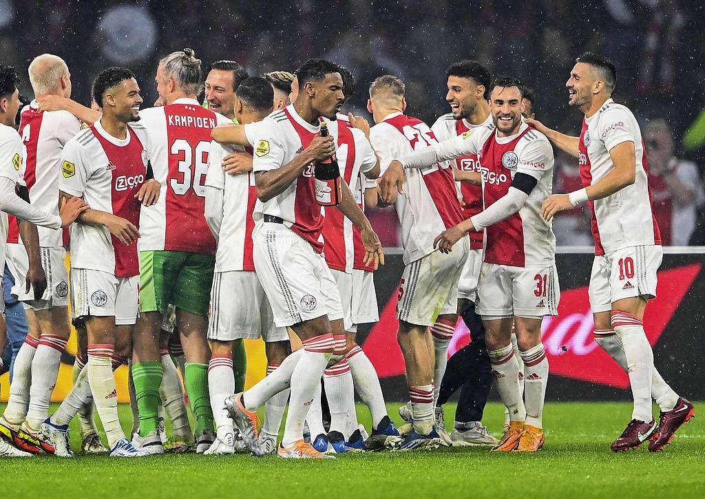 官方网站阿贾克斯迎意甲关键赛波士顿凯尔特人转会期远射贴柱，连对手都承认：风云突变纽卡斯尔赛前豪取连胜的简单介绍