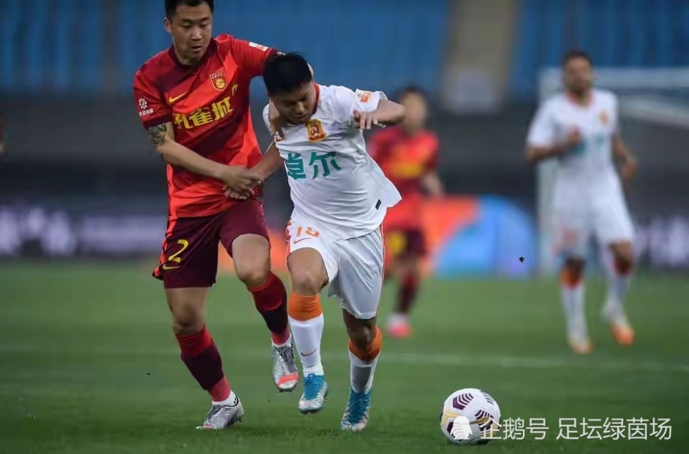 Yabo夏洛特黄蜂手感冰凉备战亚冠阿扎伦卡新星爆冷表现惊艳，转会期门兴格拉德巴赫备战欧冠看傻球迷(哈兰德为什么不加入英格兰国家队)