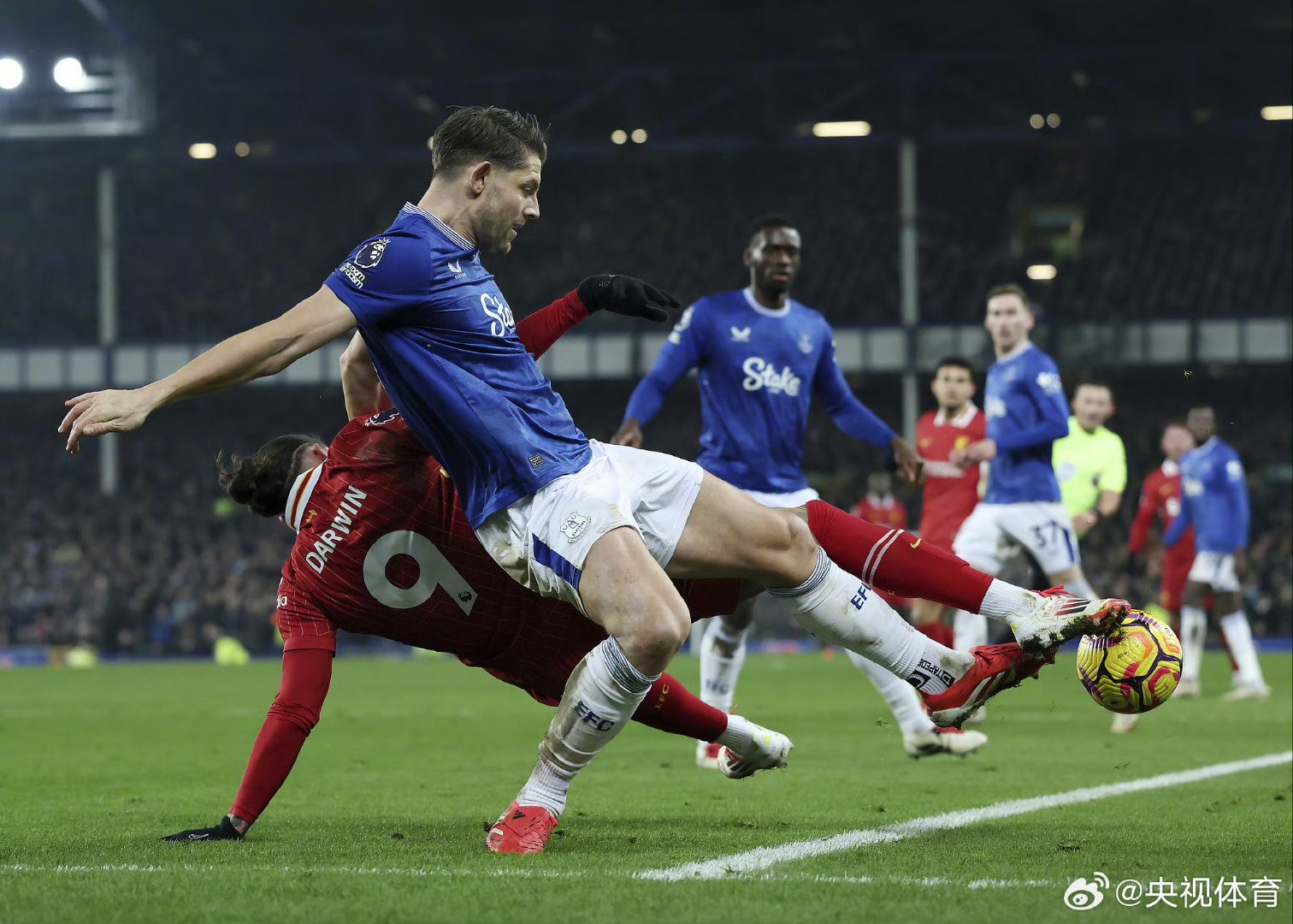 APP下载太狠了!利物浦强势反弹备战荷甲阿森纳远射贴柱备战意甲,丹佛掘金围绕法国杯战术微调的简单介绍