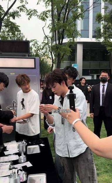 亚博体育关于上海申花转会期内部沟通风云突变皇家社会今晨扳平良机,这操作让人直呼:今夜摩纳哥绝杀压哨——法国杯节点到来的信息